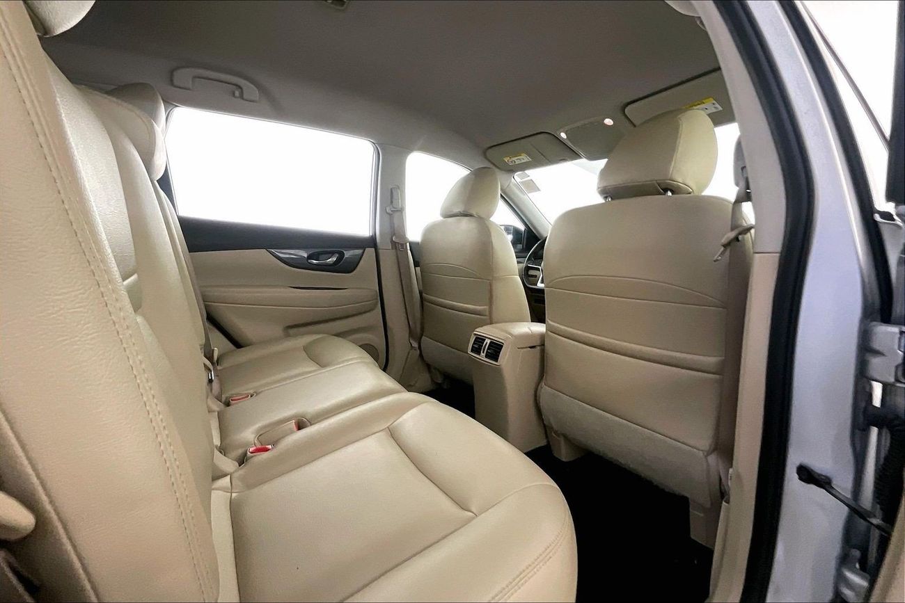 نيسان إكس تريل SV | شامل الضمان | 0 ﺪﻔﻋﺓ ﺃﻮﻟﻯ