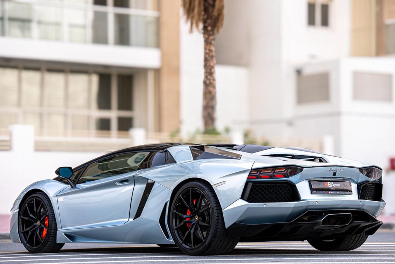 Lamborghini Aventador Roadster GCC Full Service history