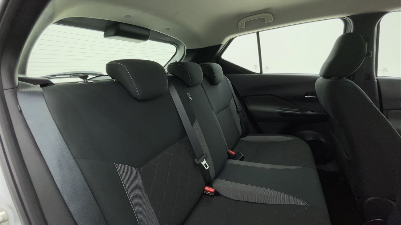 Nissan Kicks SV NAVIGATION 1.6 | Zero Down Payment | Home Test Drive