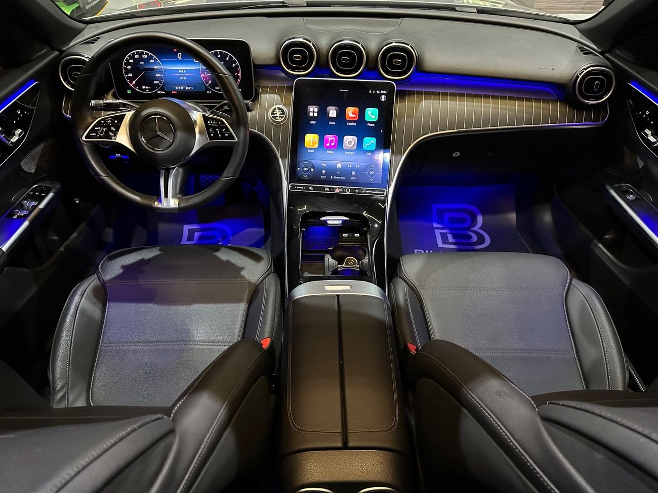 Mercedes-Benz C 300 Base MERCEDES-BENZ C300 | 2025 | FULL OPTIONS | VERY GOOD CONDITIONS