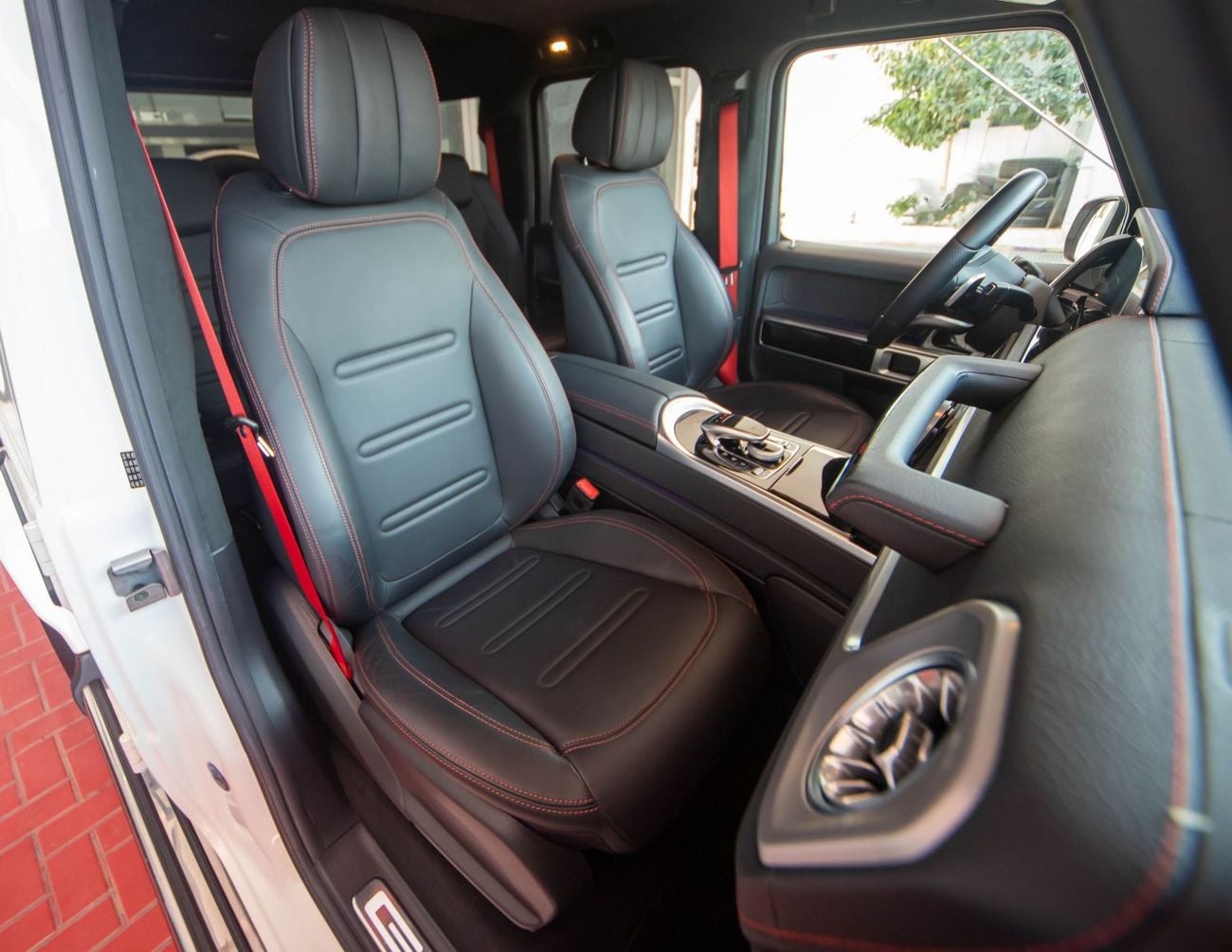 Mercedes-Benz G 550 mercedes benz G550 2021