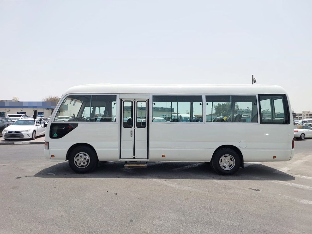 Toyota Coaster TOYOTA COASTER BUS RHD 2000 MODEL 4.2 L DIESEL MANUAL(PM01096)