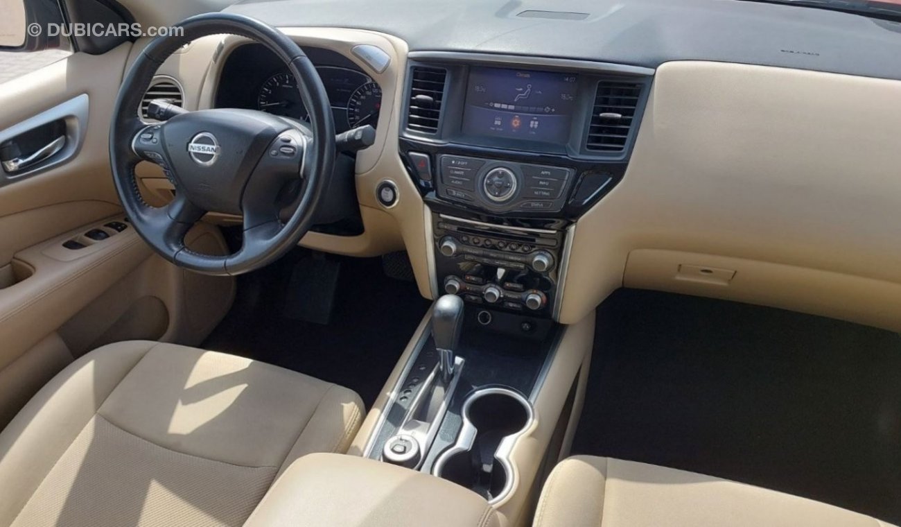 Nissan Pathfinder S 4x4 2019 GCC Perfect Condition