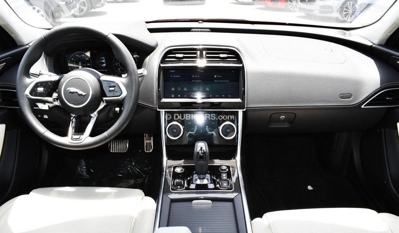 Jaguar XE P250 RDYNAMIC
