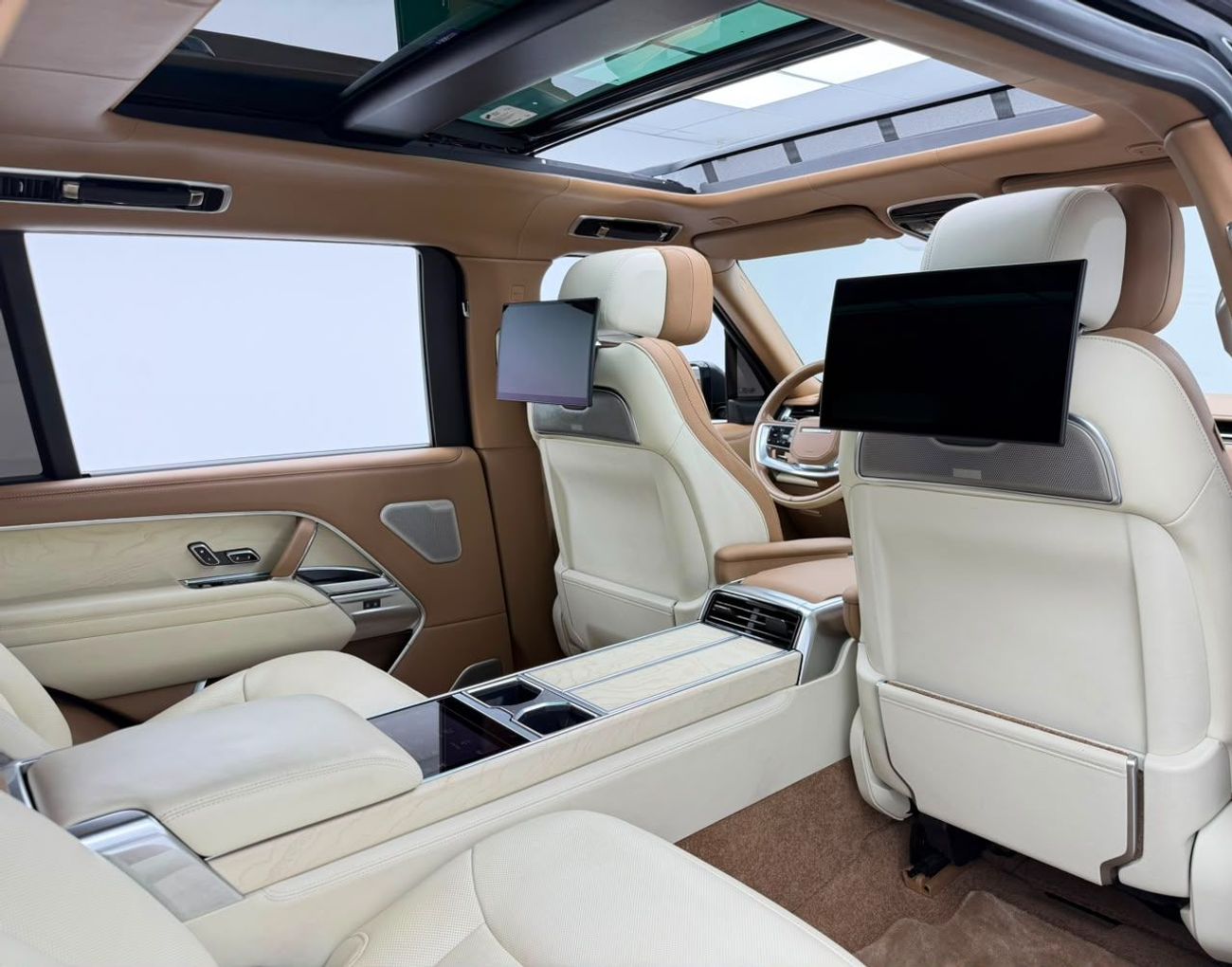 Land Rover Range Rover SV LWB P530