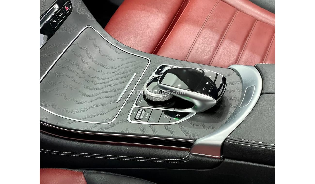 Mercedes-Benz GLC 250 2018 Mercedes-Benz GLC-250 Coupe, Mercedes Warranty Dec 2022, Full Service History, GCC Specs