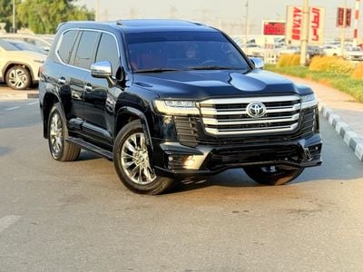 Toyota Land Cruiser GXR+ 4.0L Toyota landcuriser Years 2016 V6 GXR 4.0L upgrade interior & exterior 2025 full option