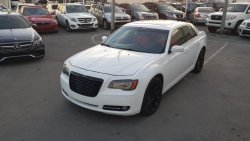 كرايزلر 300C موديل 2013 خليجي فل مواصفات كراسي جلد ومثبت سرعه وتحكم كهربي كامل ونظام صوت ممتاز وكاميرا خلفيه ومدخ