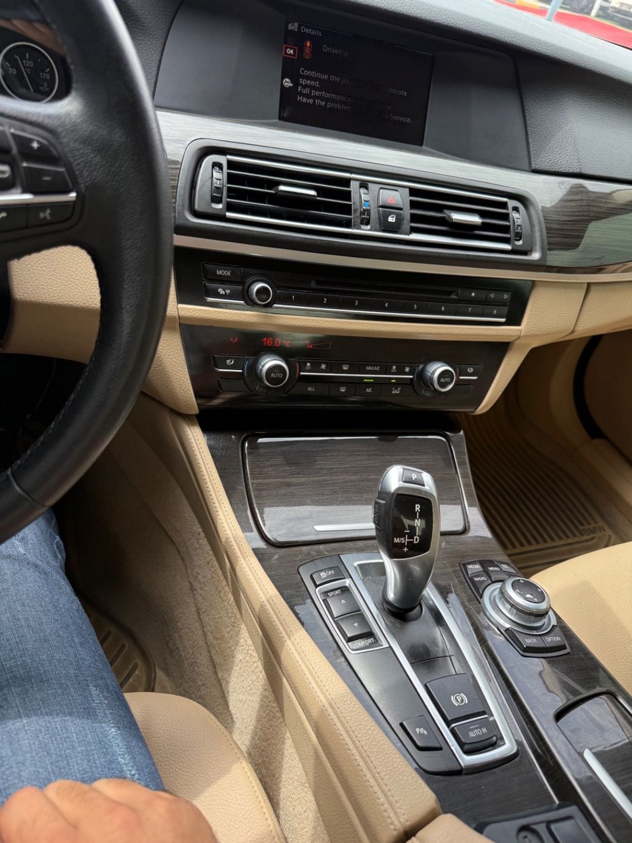 بي أم دبليو 520i Low 2.0L