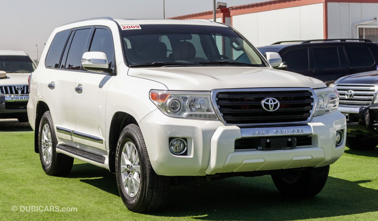 Toyota Land Cruiser VXR V8 5.7L