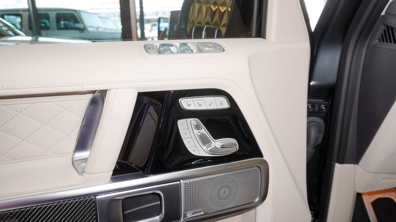 Mercedes-Benz G 63 AMG MERCEDES BENZ G63 AMG DOUBLE NIGHT PAKAGE (2025) WARRANTY & SERVICE