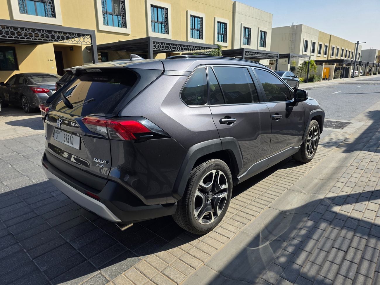 Toyota RAV4 ADVENTURE
