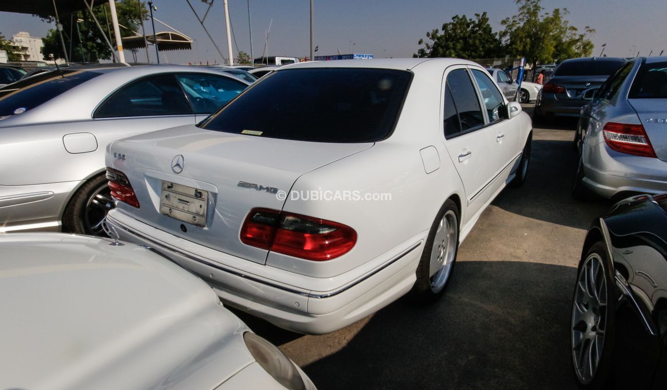 Mercedes-Benz E 55 AMG