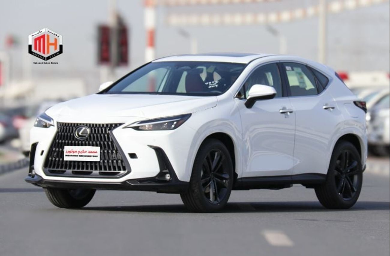 لكزس NX350 Lexus NX350h Standard Hybrid 2026 – هايبرد ستاندرد | فتحة سقف | أبيض خارجي | داخلية حمراء