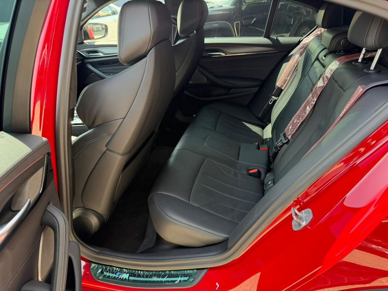 بي أم دبليو M5 COMPETITION PACK