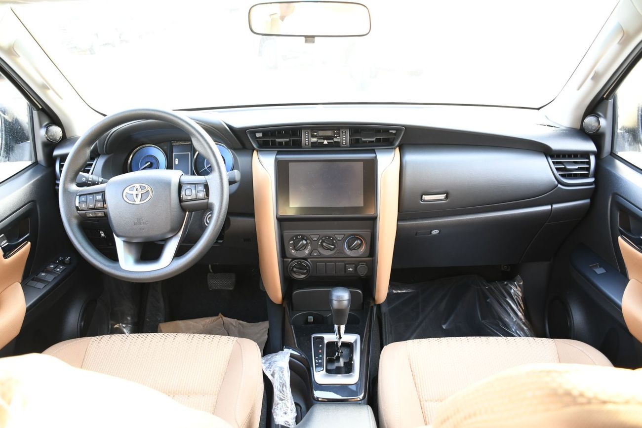 تويوتا فورتونر 2.4L V4 Diesel Automatic (Ready Stock)