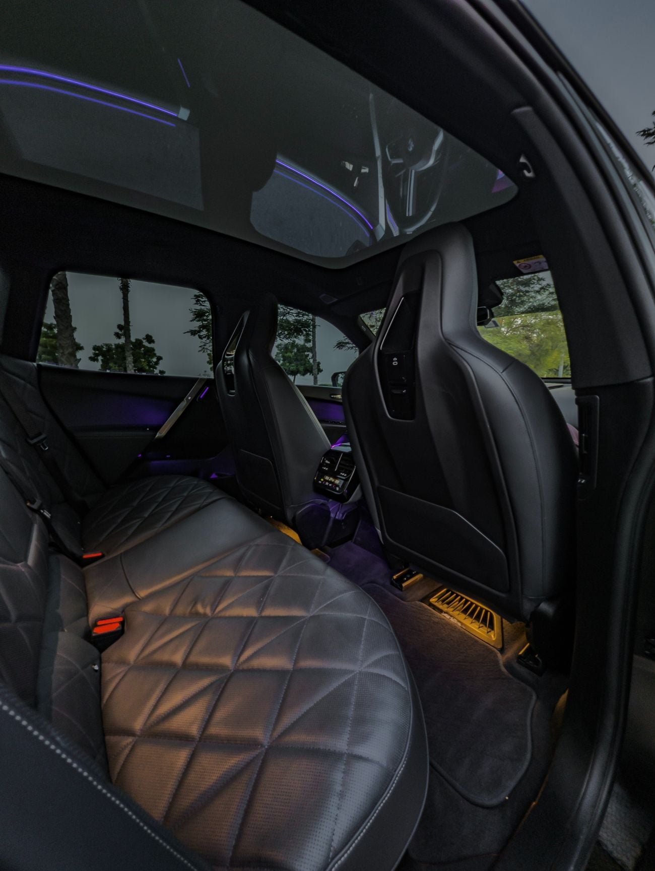 بي أم دبليو iX XDRIVE40