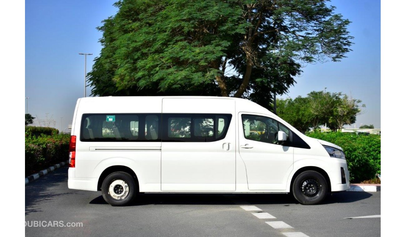 Toyota Hiace Toyota Hiace High Roof GL 2.8L Diesel 13 Seater MT With Rear Automatic AC