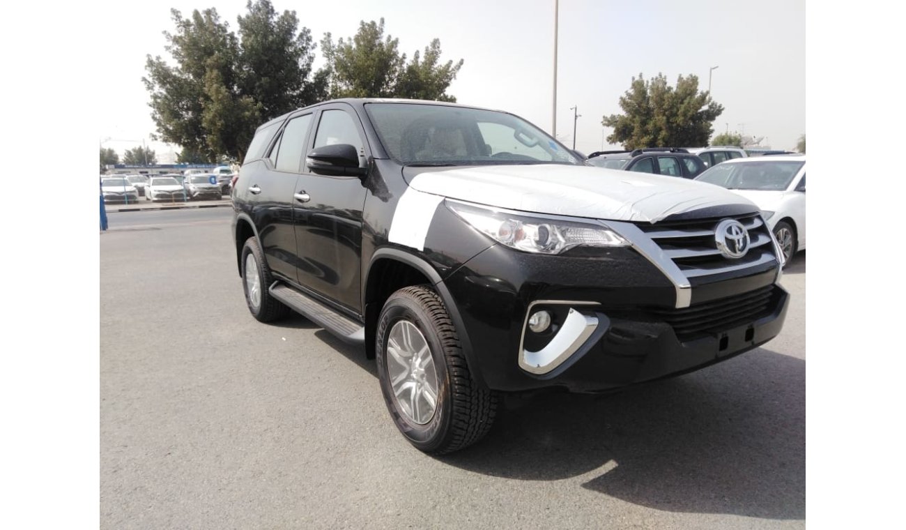 تويوتا فورتونر 2.7 L SR5 2019 4 ناقل حركة أوتوماتيكي ذو اسطواني فقط للتصدير