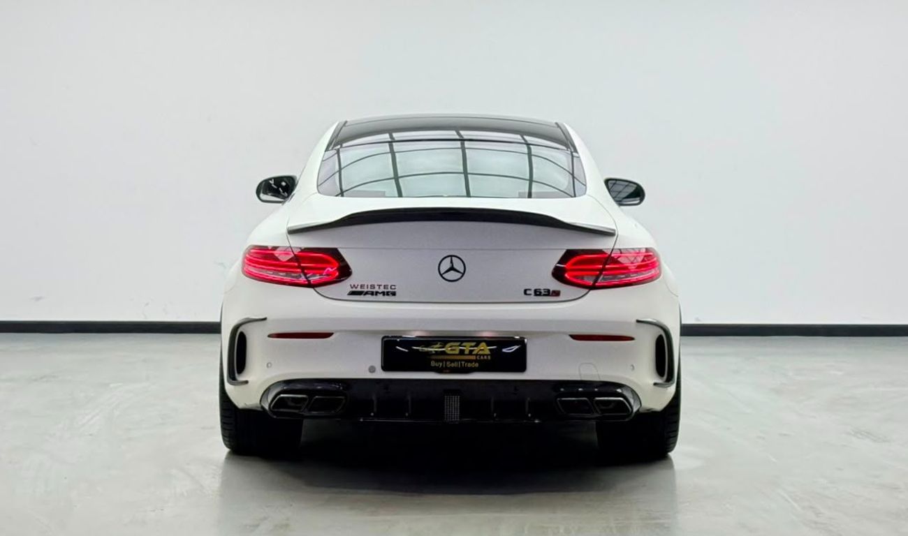 مرسيدس بنز C 63 S 2021 Mercedes Benz C63 S AMG, Warranty, Carbon Fiber Package, Very Low Km, Excellent Condition