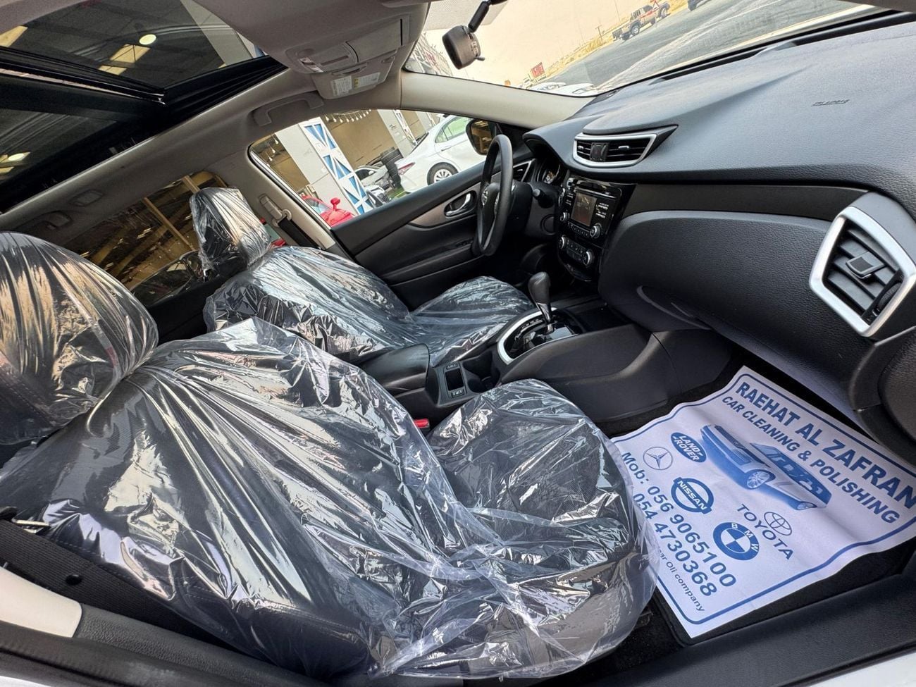 Nissan Rogue  V4 2.5L / PANORAMIC SUNROOF / BIG SCREEN / 4X4 / RIMS / IN PERFECT CONDITION