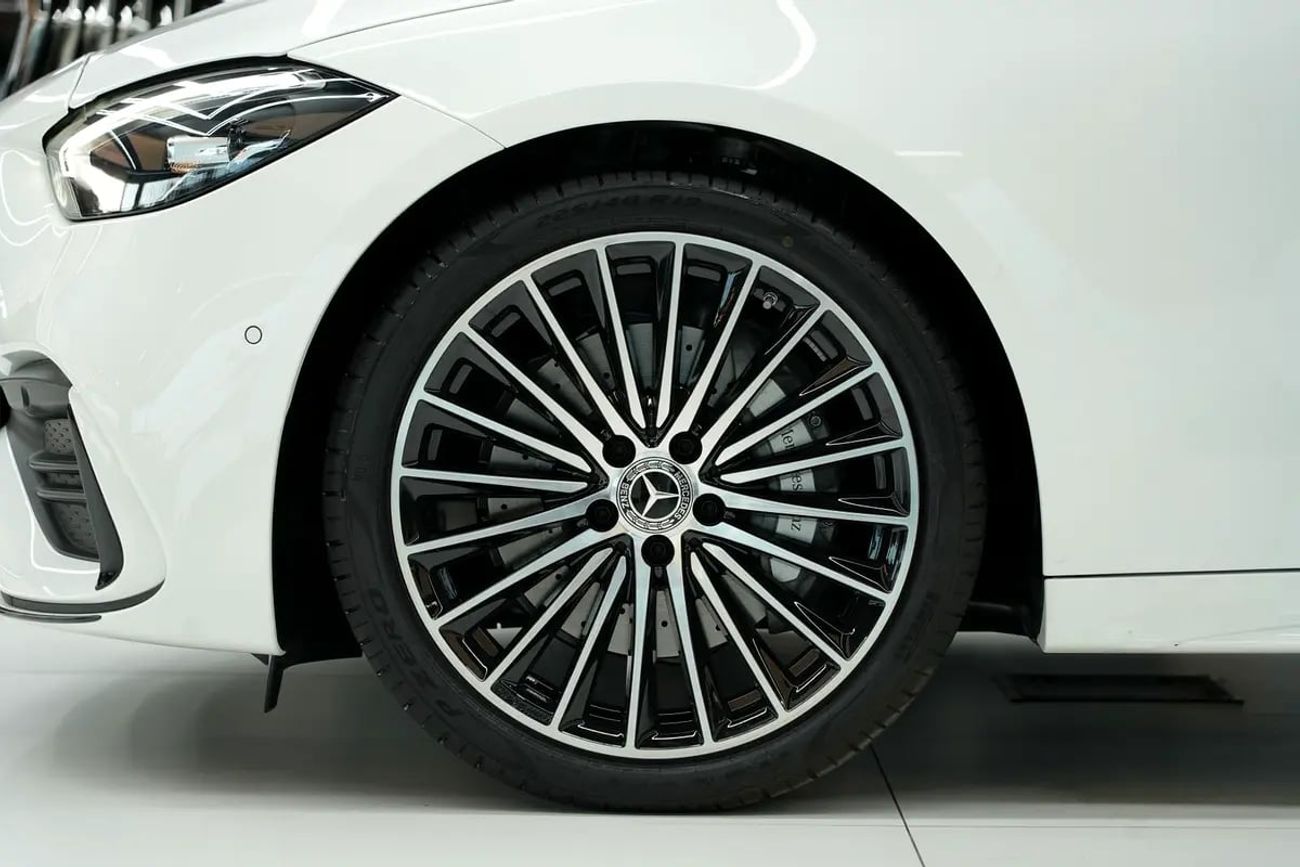 Mercedes-Benz C 200 C 200 | GCC 0km | Agency Warranrty | AMG Package