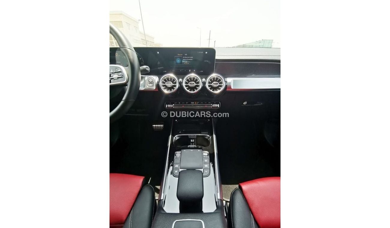 مرسيدس بنز GLB 250 4MATIC