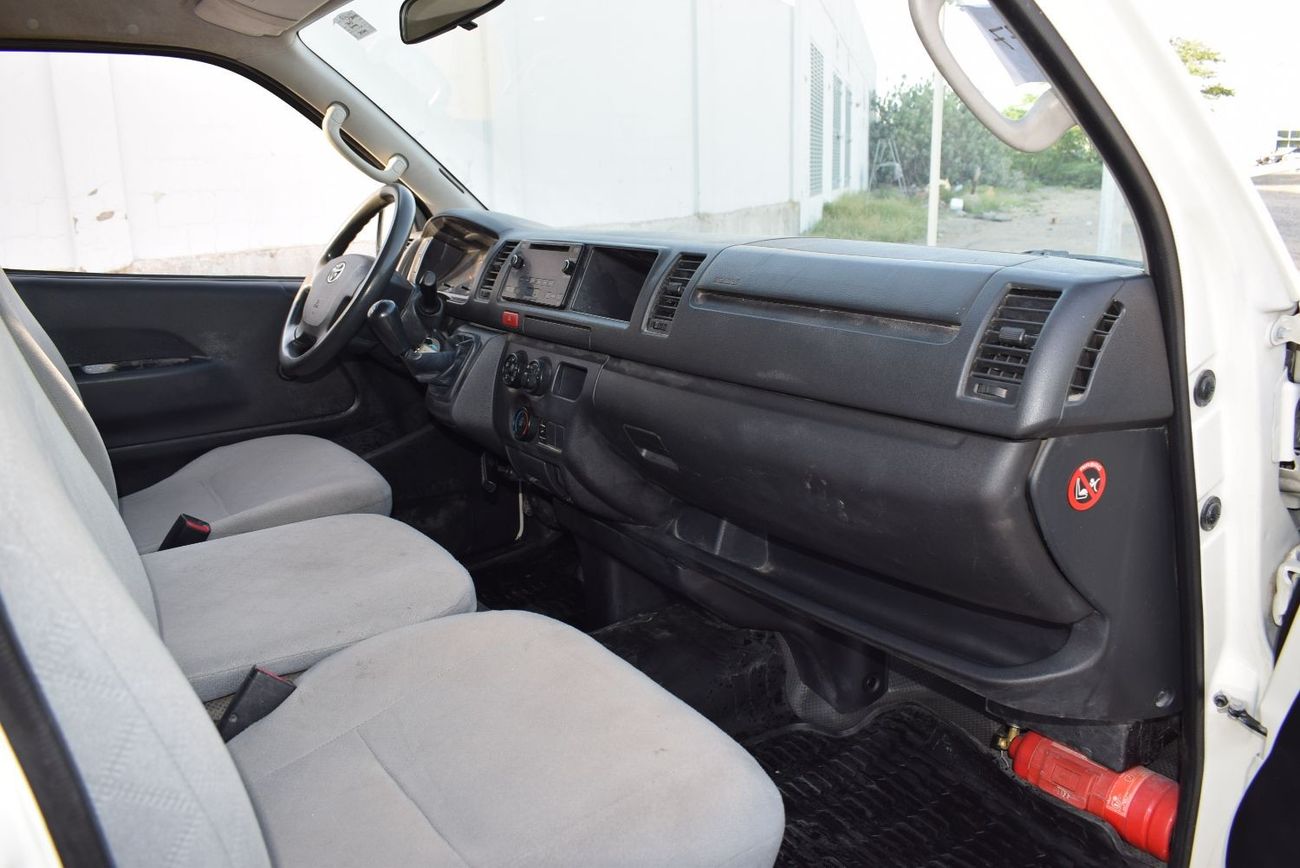 تويوتا هاياس GL -  سقف عالي LWB