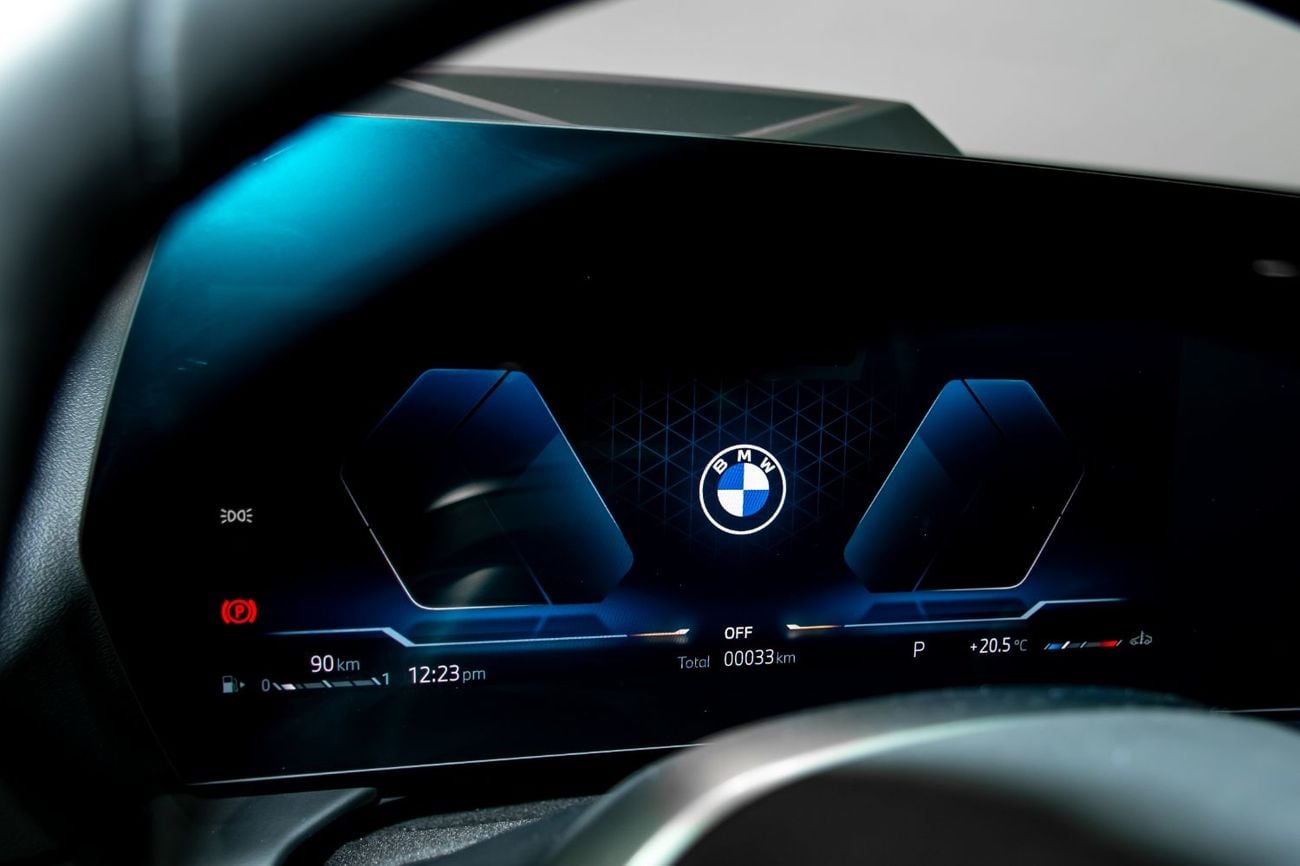 بي أم دبليو 118 LUXURY M SPORT PACKAGE
