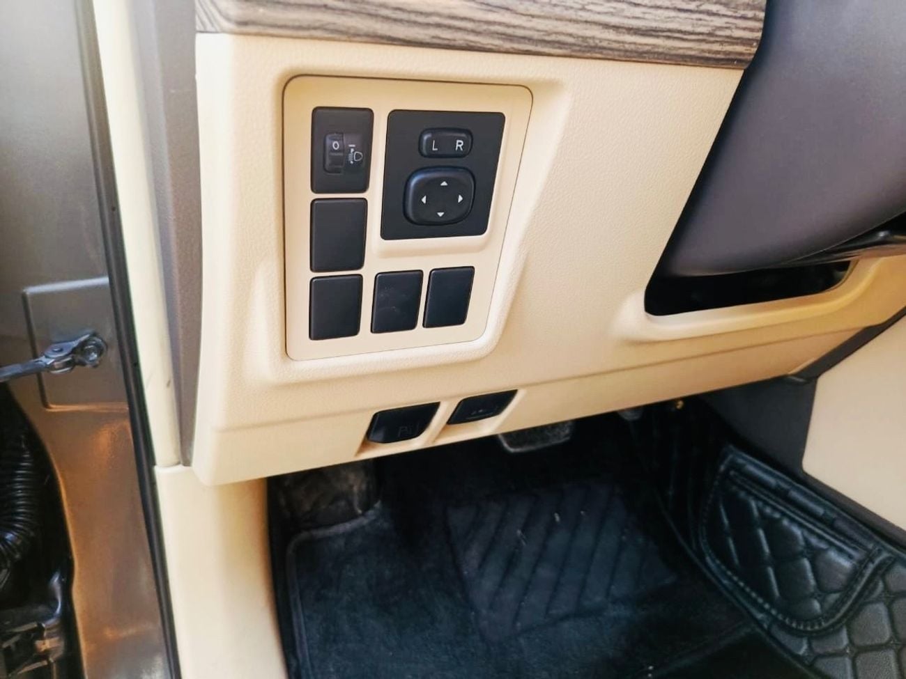Toyota Prado TX-L Toyota Prado TXL V4 2.7 2014 Years facelift 2022
