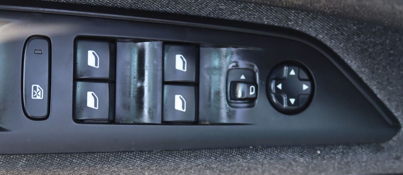 Peugeot 3008 Peugeot 3008 -2020 - GCC- Accident-free, 1.6L - in excellent condition