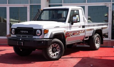 تويوتا لاند كروزر بيك آب FOR EXPORT 2024 TOYOTA LC79 LX 2.8L Diesel Single Cabin Automatic Transmission-