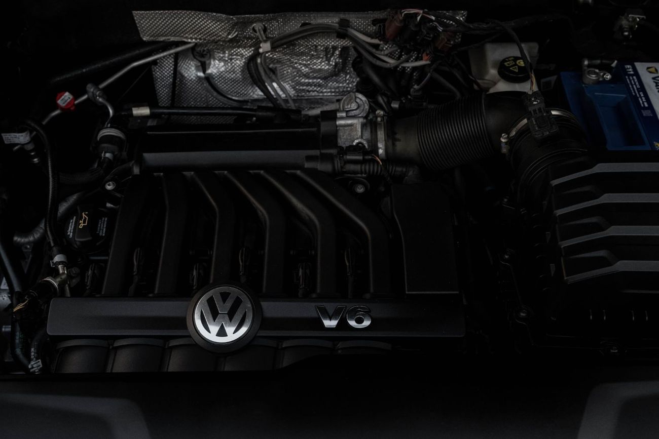 Volkswagen Teramont R-Line | 2,937 P.M  | 0% Downpayment | Excellent Condition!