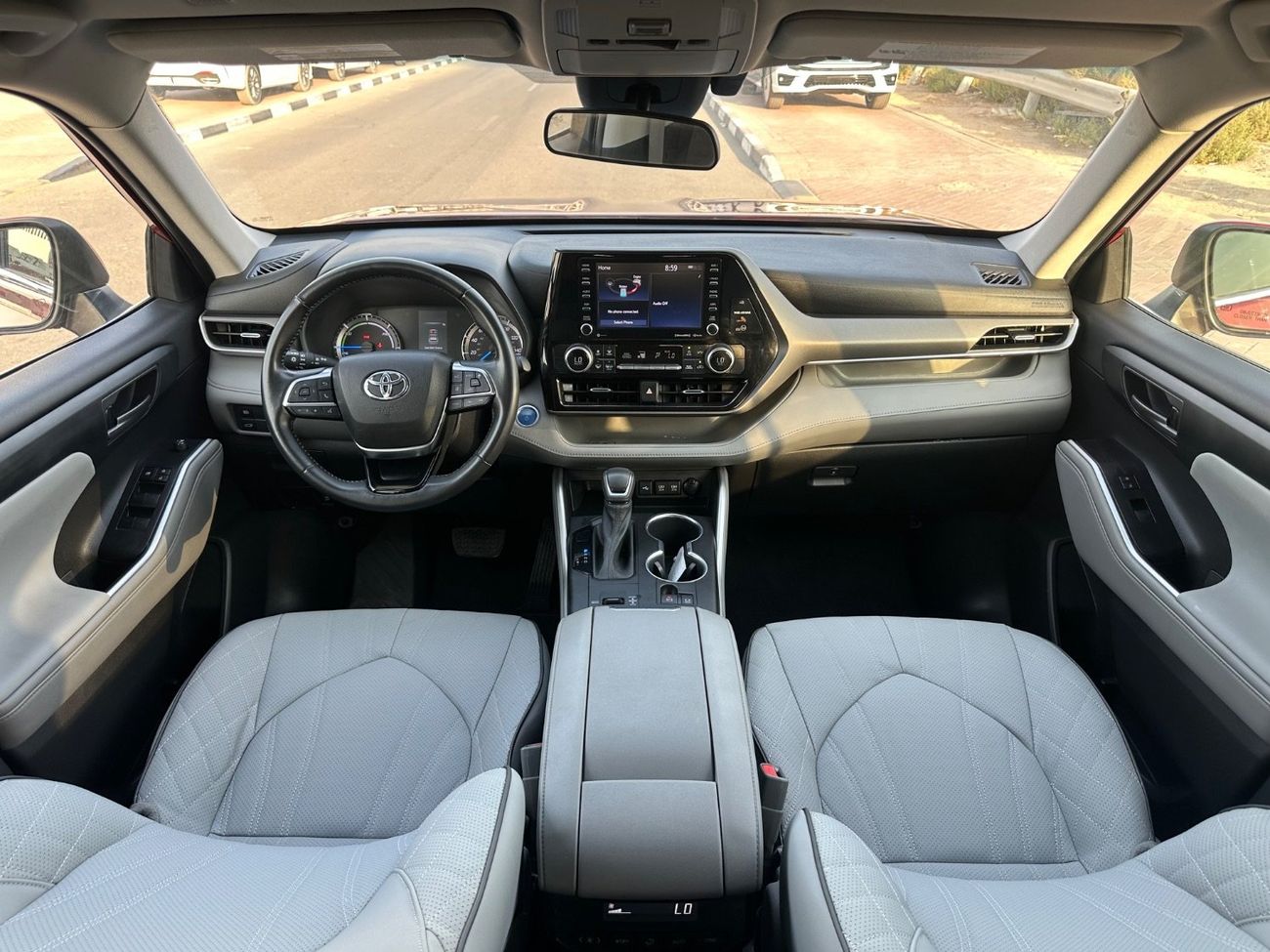 Toyota Highlander Hybrid 2.5 leather seats,push start