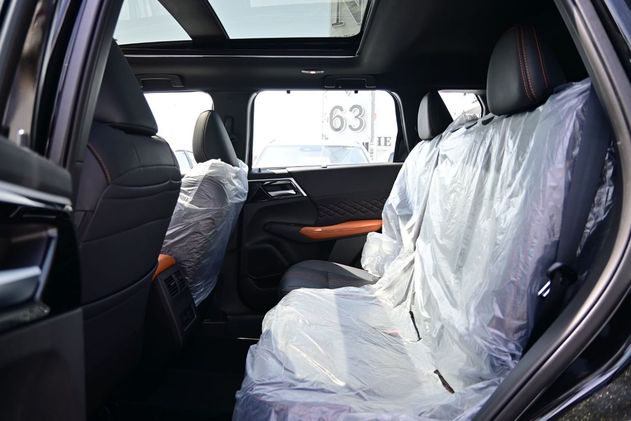 ميتسوبيشي آوتلاندر Mitsubishi Outlander P-Line 2.5L Petrol 4WD, Model 2025, Color Black