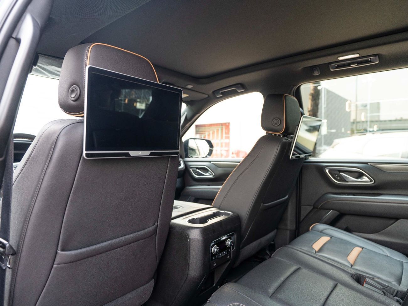 جي أم سي يوكون 5.3 V8 AT4 (AWD)