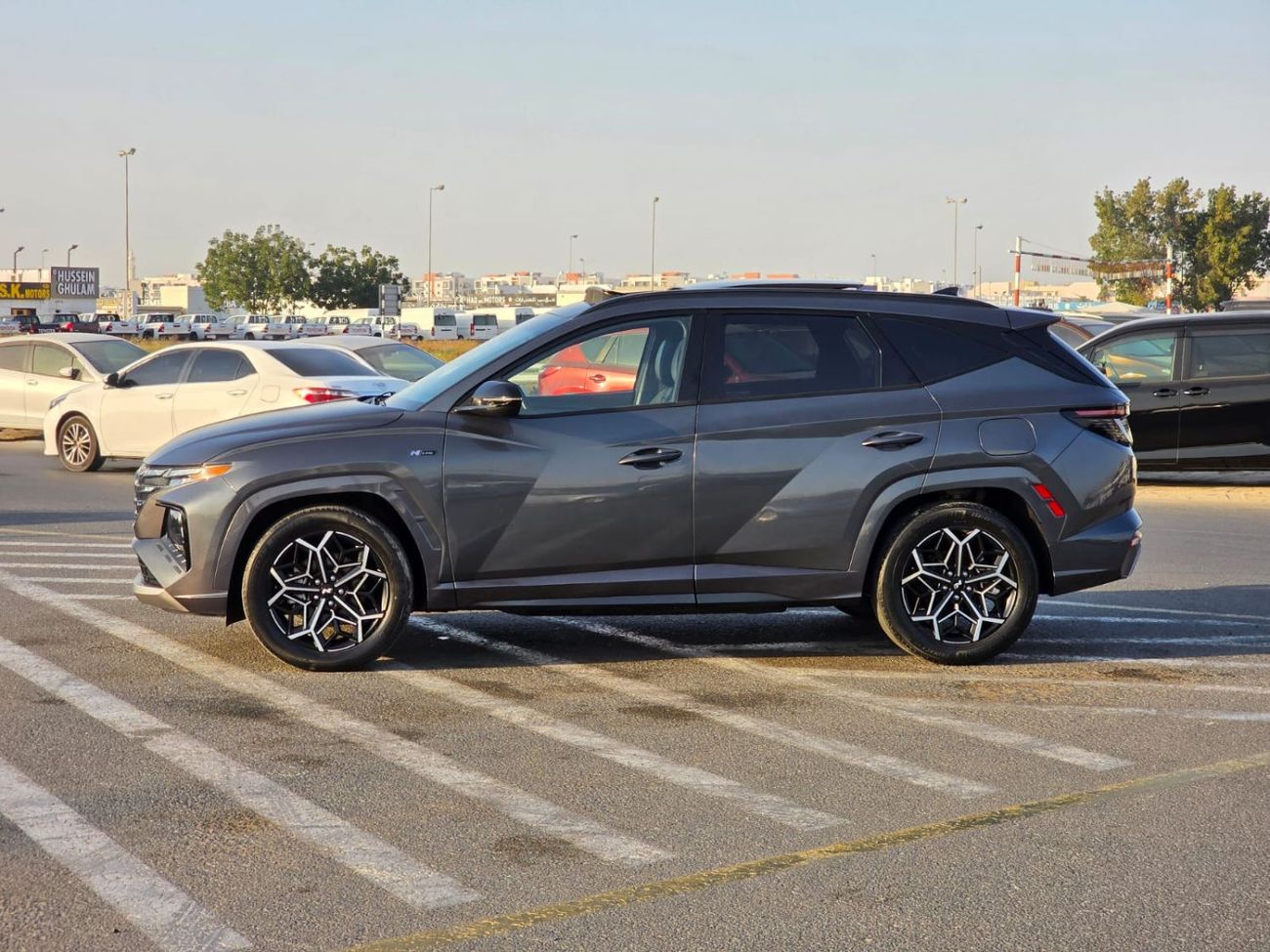 Hyundai Tucson 2023 Hyundai Tucson N line sport Edition 2.5L V4 - Panoramic Roof, original leather seats, Push butt