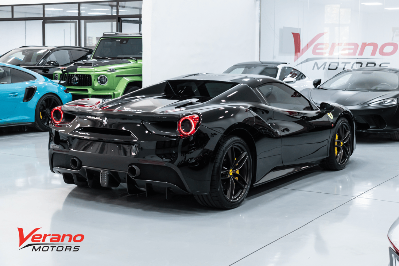 Ferrari 488 Spider STANDARD