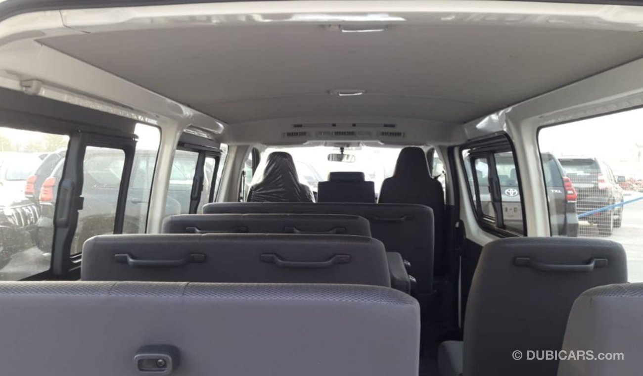 Toyota Hiace 3.0L DIESEL 15 SEATS 2020