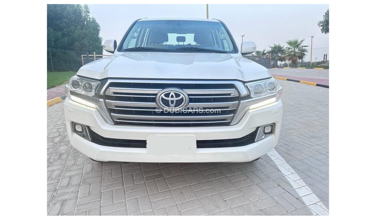 Toyota Land Cruiser 4.5L GXR TURBODIESEL V8 AUTOMATIC TRANSMISSION