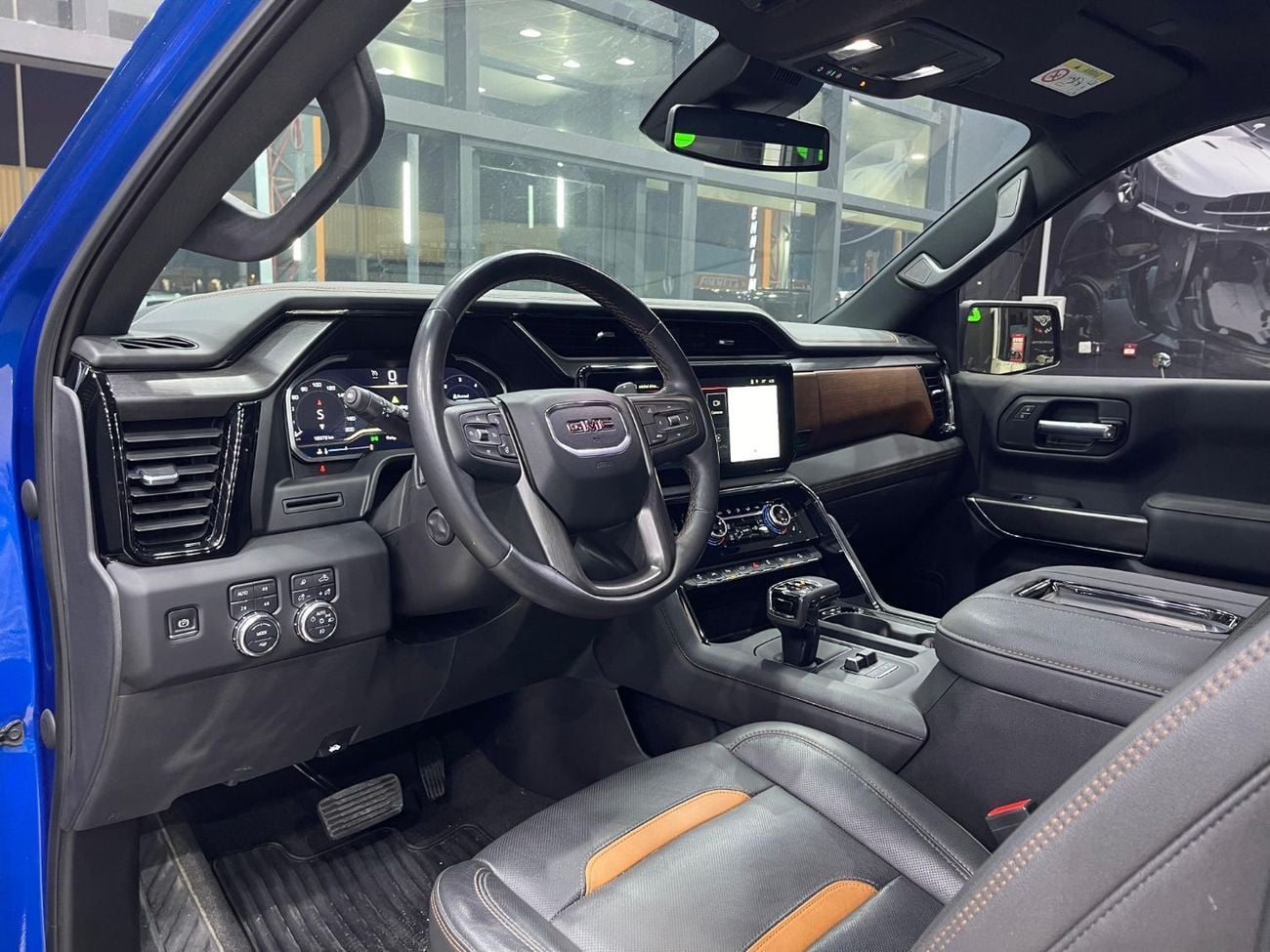 GMC Sierra SE 5.3L V8 AT4 Crew Cab (AWD)