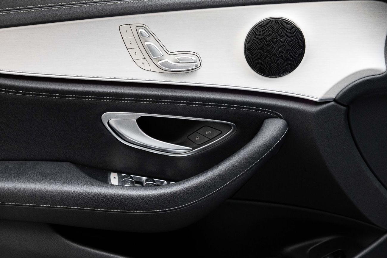 Mercedes-Benz E200 AMG  | 3,525 P.M  | 0% Downpayment | Agency Warranty!