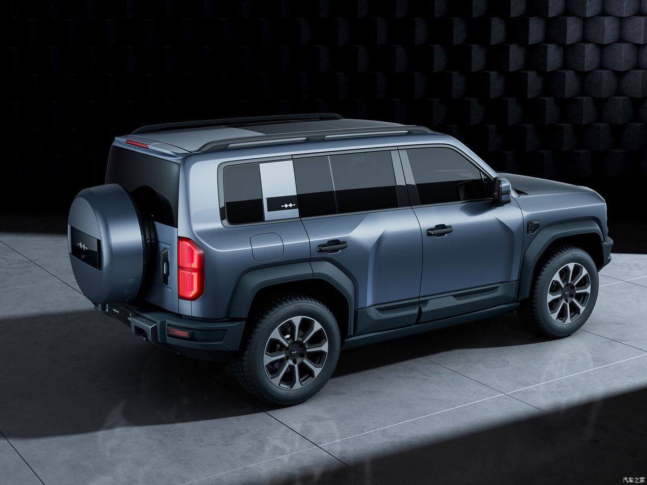 بي واي دي ليوبارد 5 ليوبارد 5