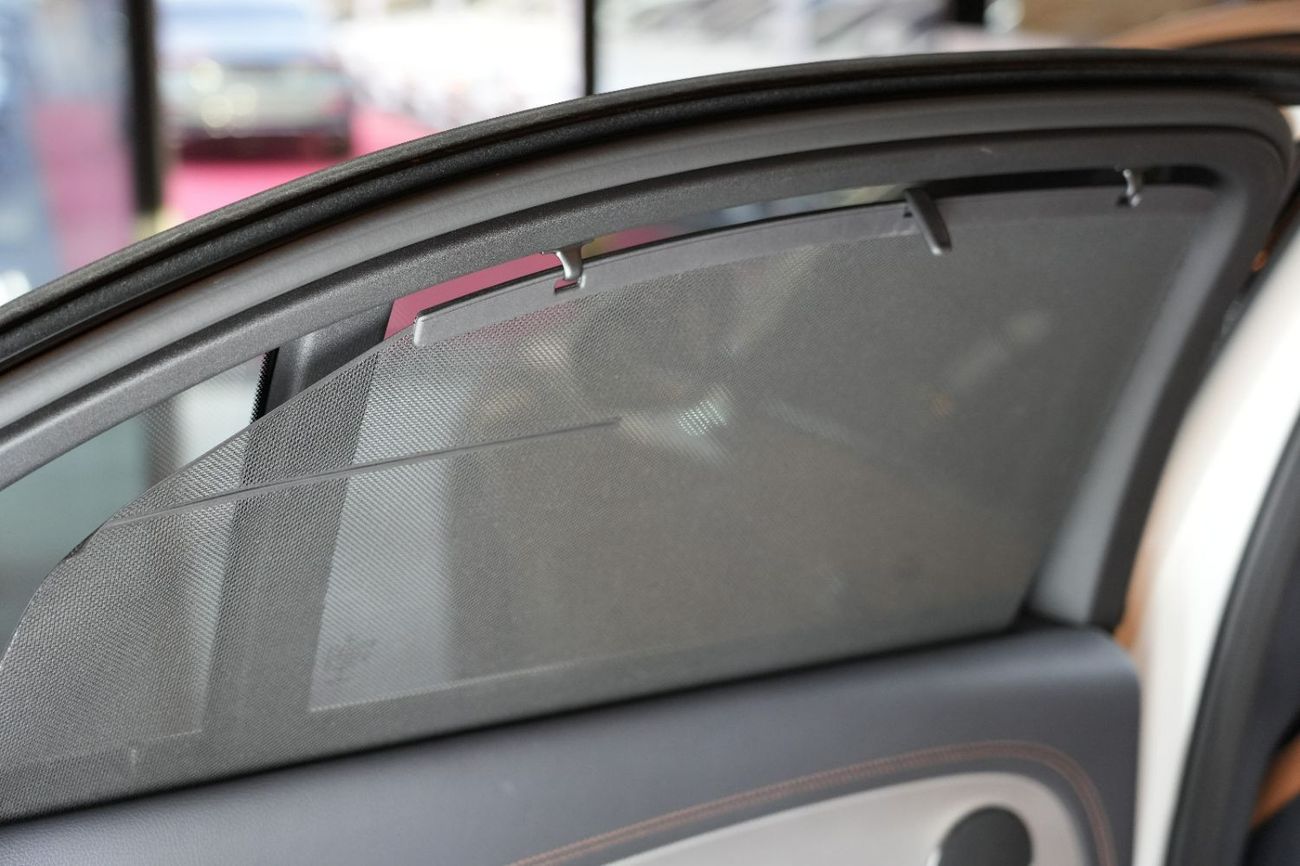 Mercedes-Benz E300 Std Mercedes-Benz E 300 | 2020 GCC 45k km | AMG Package | 360 View | Rear curtains