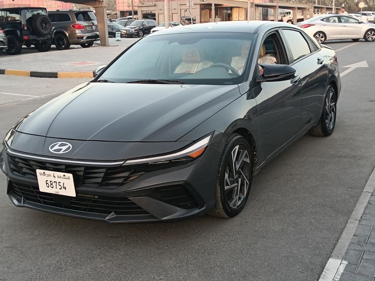 هيونداي إلانترا GL 2.0L