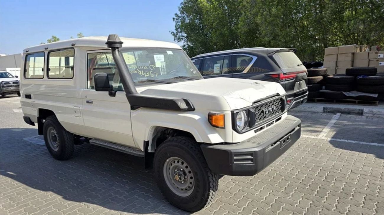 Toyota Land Cruiser 70 TOYOTA LAND CRUISER LC78 4.2D MT 2024
