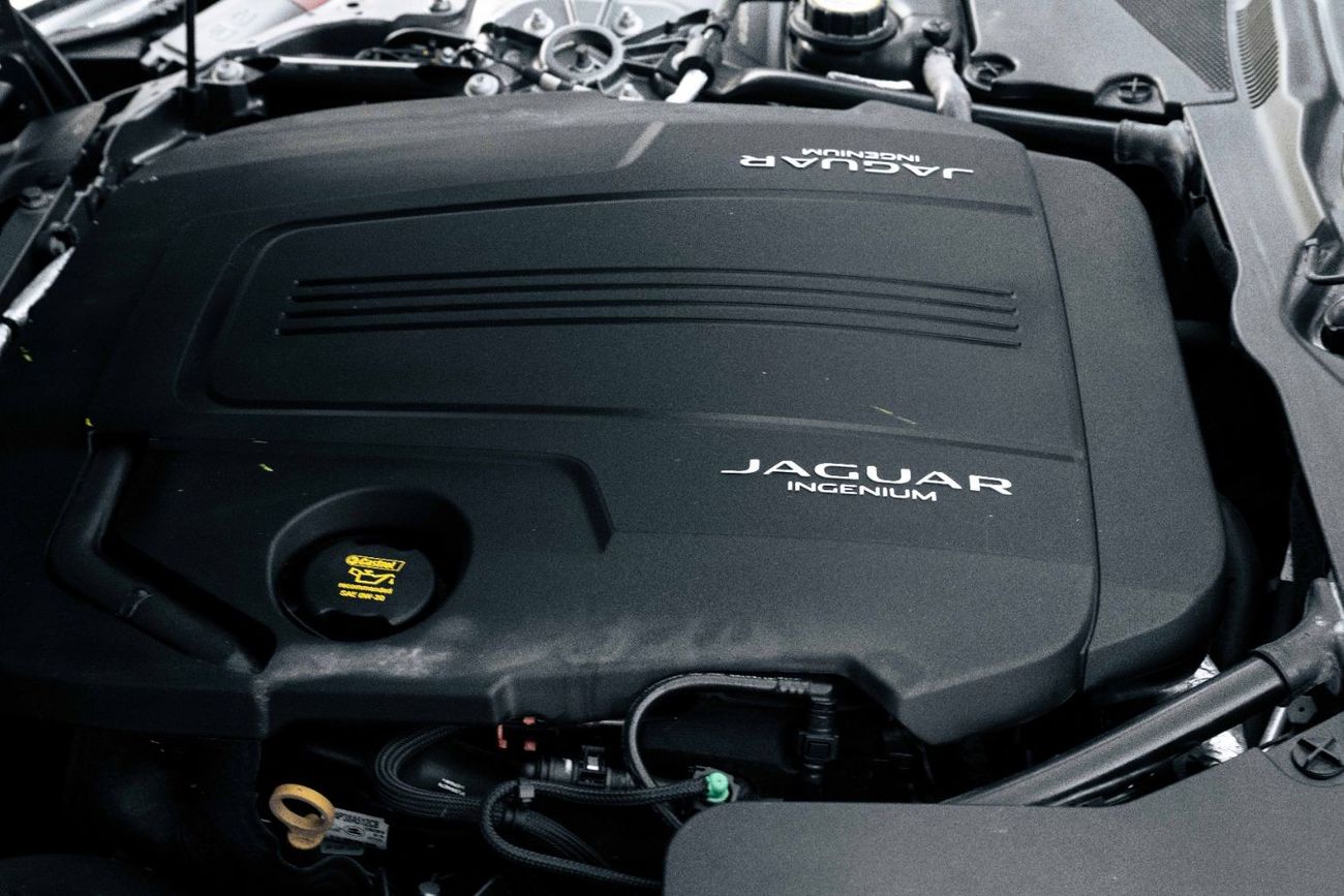 Jaguar F Type R-Dynamic | 3,427 P.M  | 0% Downpayment | Excellent Condition!