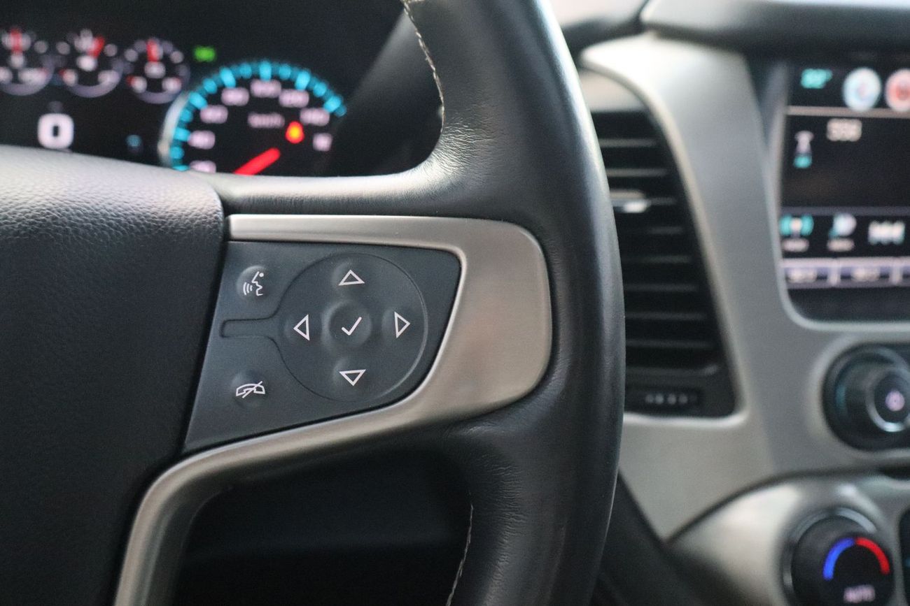 GMC Yukon Denali 6.2L (8 Seater)