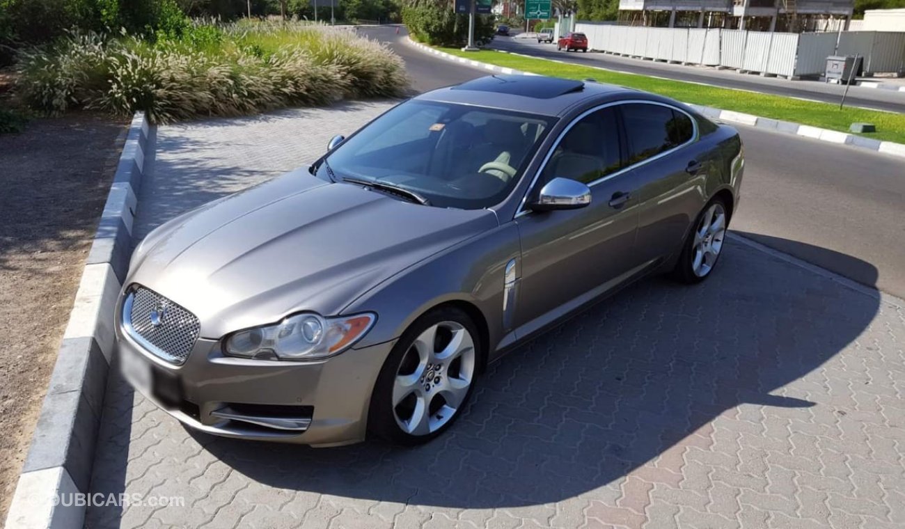 Jaguar XF