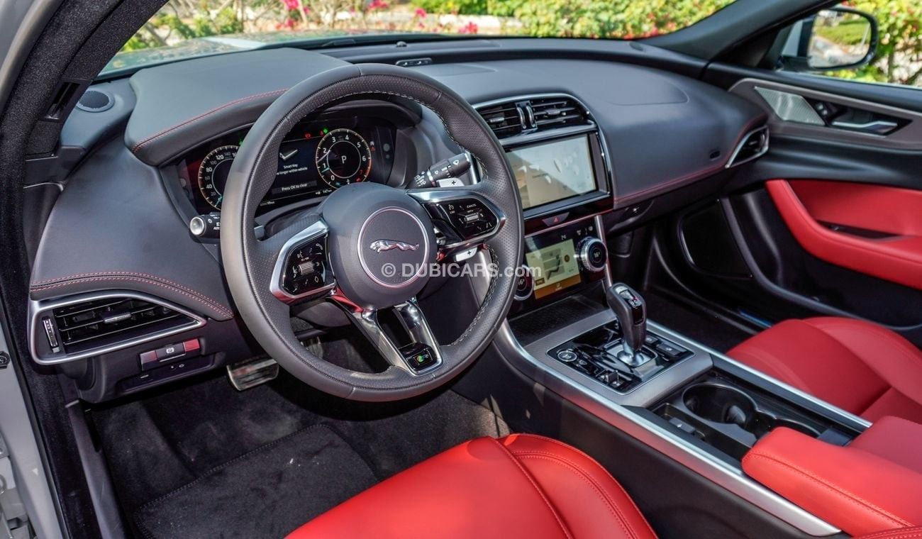 Jaguar XE S P250 R DYNAMIC 2024!! FIVE YEARS WARRANTY AND THREE YEARS SERVICE CONTRACT